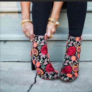Mia vail booties
